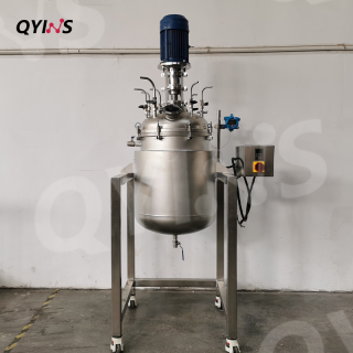 雙層不銹鋼夾套反應(yīng)釜1000L、2000L、5000L